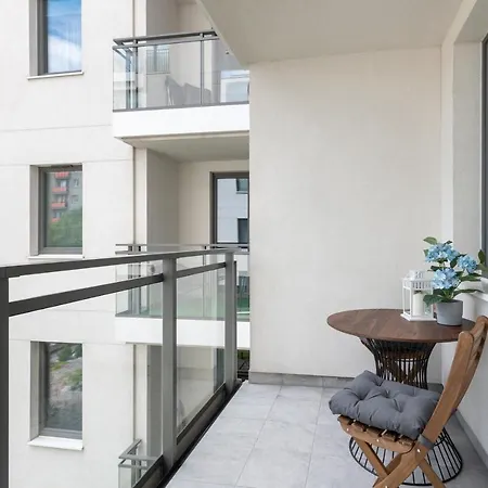 Center Garden Gates & Free Parking By Downtown Apartment Gdansk