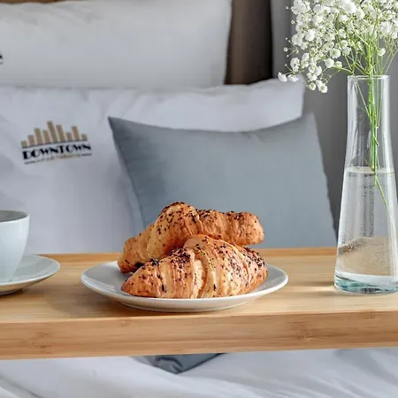 Апартаменты Center Garden Gates & Free Parking By Downtown Гданьск